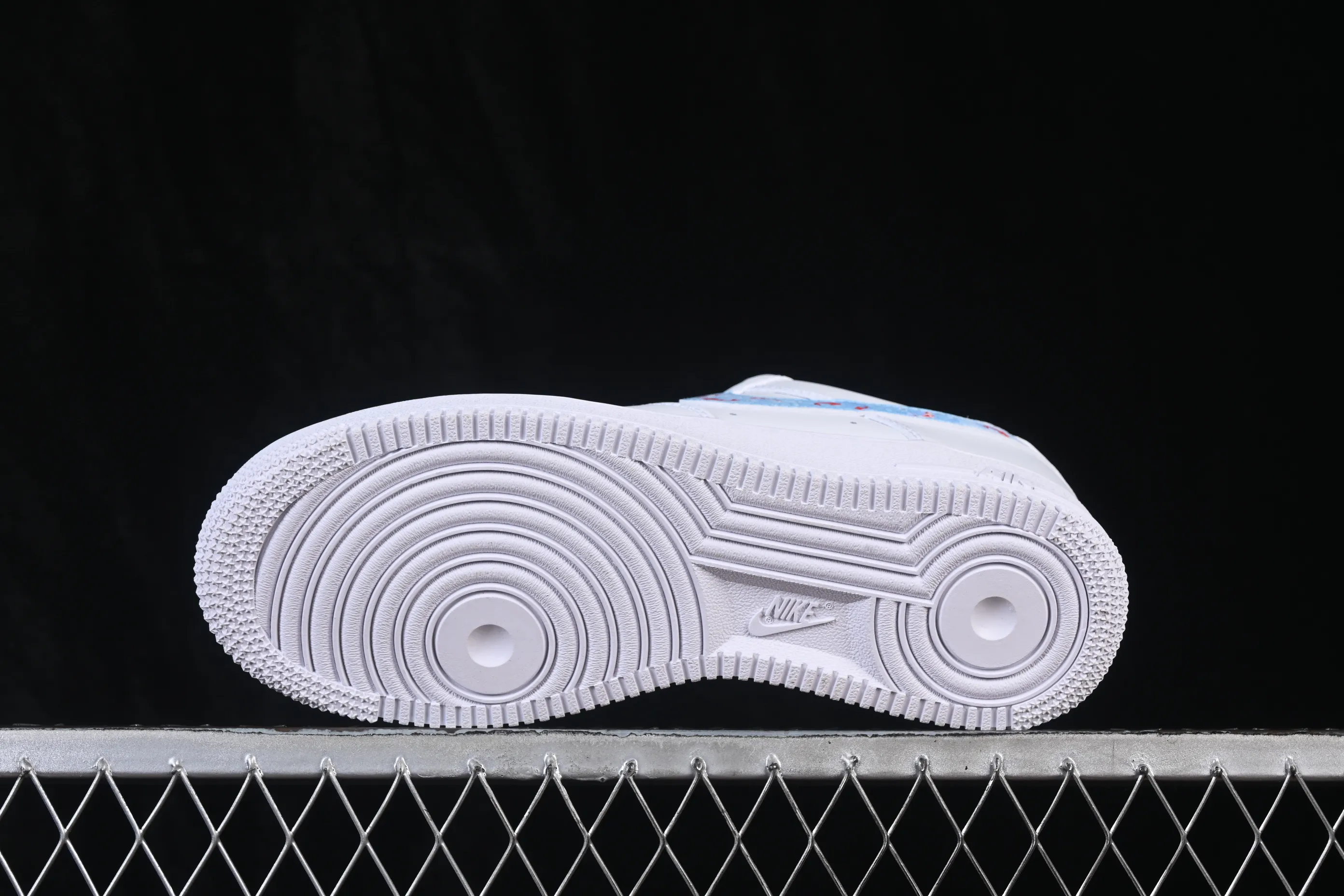 All categories Nk Air Force 1 Air Force Series Nk Air Force 1 Low Air Force Low Nike Air Force 1'07 Low Two-dimensional theme Koi Air Force One low-top casual sneakers ZH0316-136